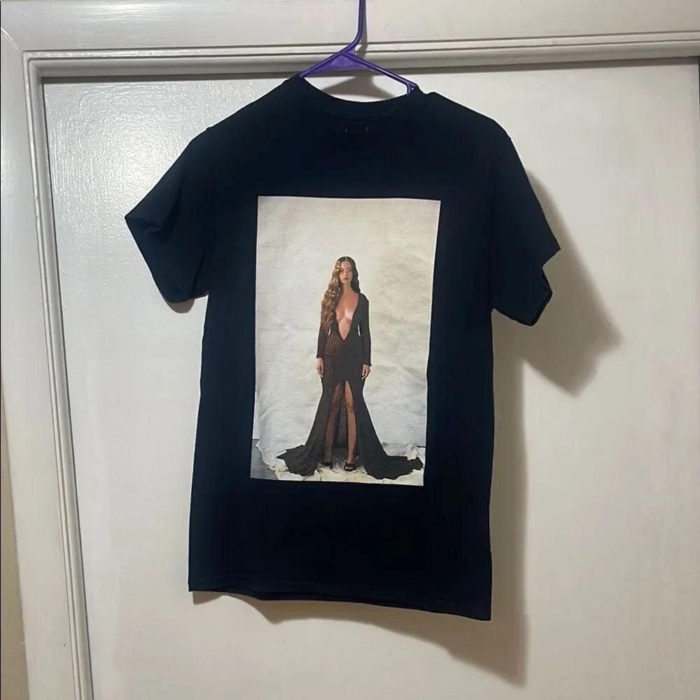 Sabrina Claudio truth is tour T-shirt size small